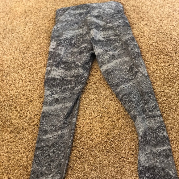 Lululemon leggings❌sold - Picture 1 of 4